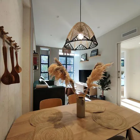 Apartment Mr Luxury Born 1br With Balcony Barcelona